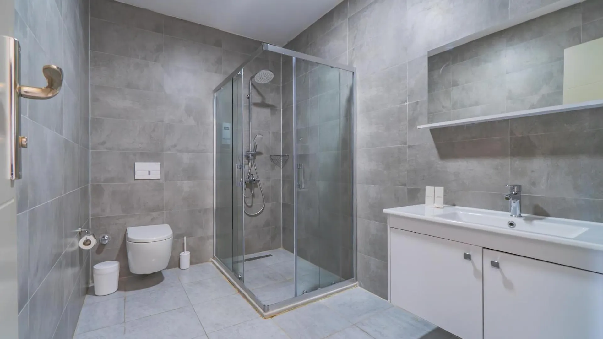 Enki Spinoza Thermal Resort Hotel Izmir 5*,